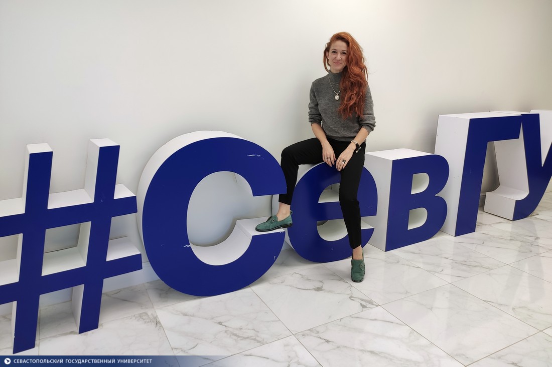Творческим можно быть в любой профессии: студенты встретились с актрисой театра