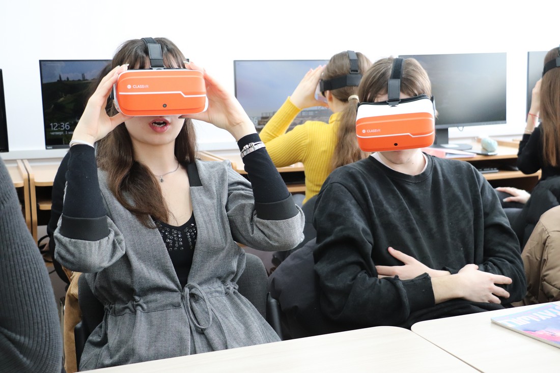 В СевГУ используют VR технологии на занятиях по иностранному языку